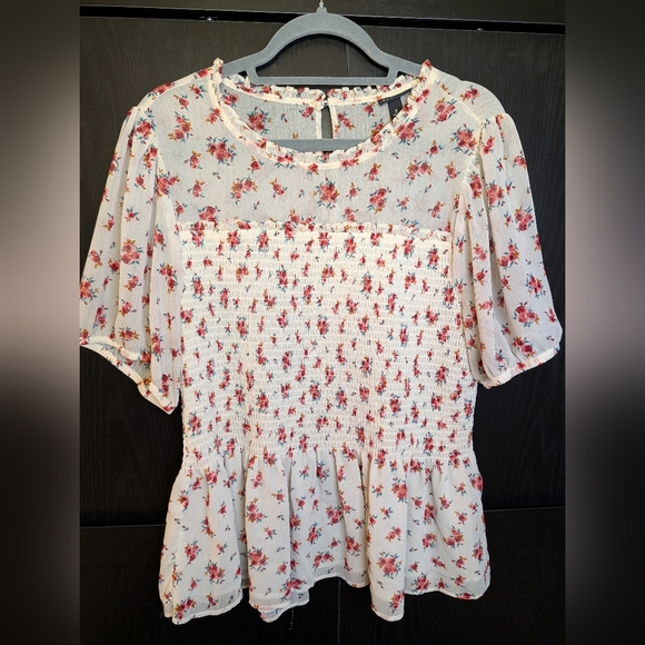 Torrid Smocked Floral Blouse | Cottagecore Romantic Top 2X - Picture 2 of 8